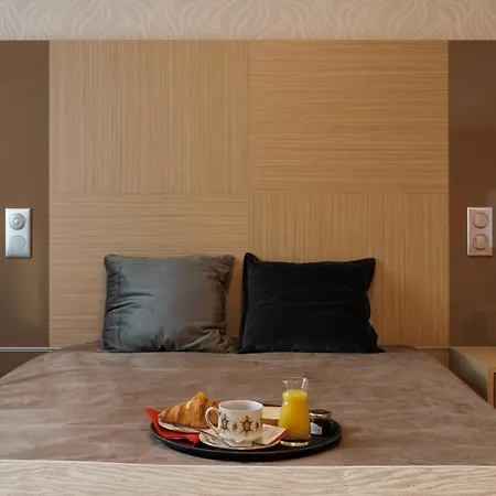 Zenao Aix Les Bains * エクスレバン